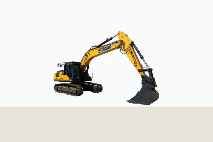 Excavadora XCMG XE215DA en Perú
