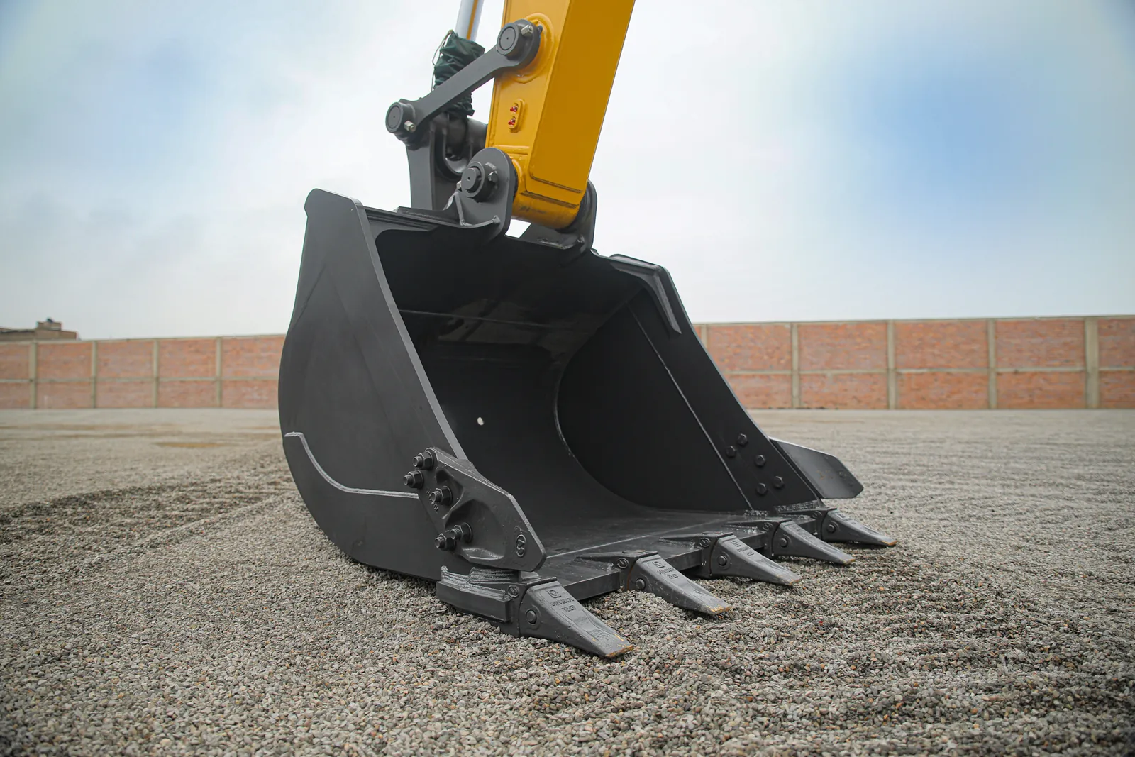 Excavadora hidráulica XCMG XE215DA · vista 2